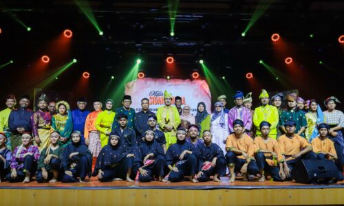PANGGUNG BANGSAWAN, PENTAS MAGIS BUAT PENCINTA SENI, BUDAYA