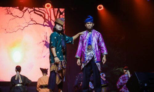 ‘DARI GELANGGANG SILAT KE PENTAS TEATER’