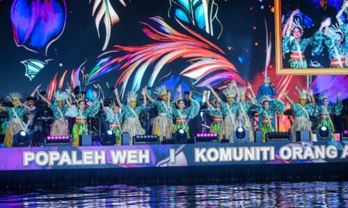 PERKUKUH USAHA ANGKAT WARISAN PELBAGAI ETNIK