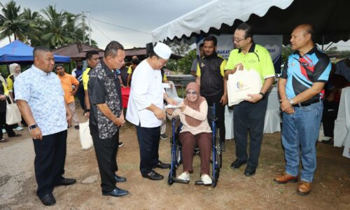 IBU TUNGGAL TIDAK BERGAJI, SYUKUR KEPRIHATINAN MPAG