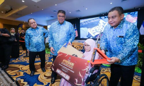MELAKA ANJUR PERTANDINGAN SEKOLAH TERCANTIK, MURAL TERBAIK