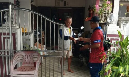 ‘DOOR TO DOOR DENGUE WALK’ USAHA SERIUS MBMB PERANGI DENGGI