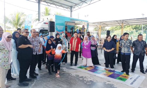 MELAKA HARAP KERAJAAN PERSEKUTUAN SERAGAMKAN LARANGAN VAPE