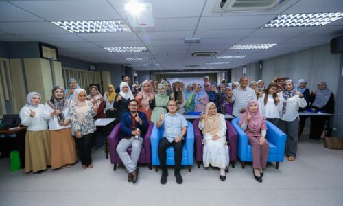 PUTRA SPECIALIST HOSPITAL MELAKA KONGSI ILMU URUS ANAK AUTISME
