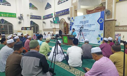 USTAZ KAZIM GAMIT LEBIH 600 WARGA LENDU