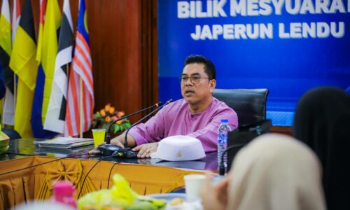 TOK LEMAN AJAK ‘NEWBIE’ CONTOHI MELAKA HARI INI