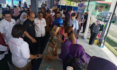 IMUNISASI BAYI, KANAK-KANAK DI MELAKA CAPAI LEBIH 98 PERATUS TAHUN LALU