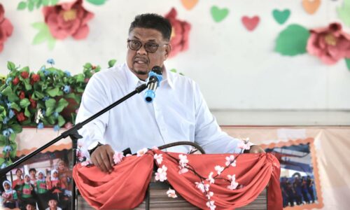 MELAKA MINTA PENGENDALI ‘BAS PINK’ TINGKAT KUALITI LATIHAN PEMANDU