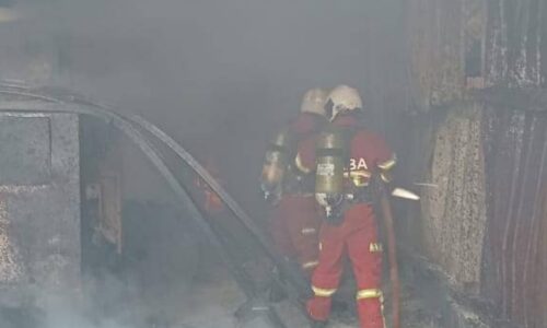 PEKERJA KILANG CEMAS, STOR PENYIMPANAN BAHAN KIMIA TERBAKAR