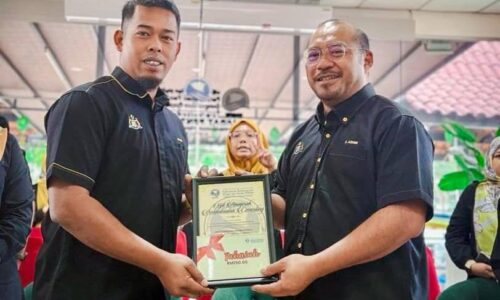 ANGKAT MELAKA RIVER CRUISE SEBAGAI PRODUK PELANCONGAN DUNIA