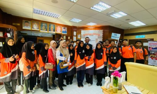 KOLEJ KOMUNITI JASIN TARIK MINAT PELAJAR SERTAI TVET