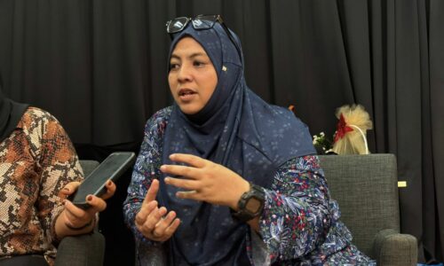 NASI LEMAK CARA MELAKA BAKAL GAMIT PELANCONG