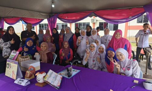 UNIMEL BAKAL PERKENAL SEMBILAN KURSUS BAHARU