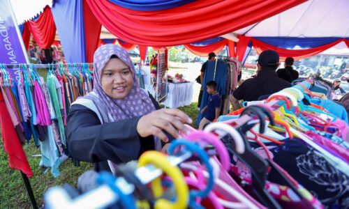 ‘MPHTJ CHARITY OUTLET’ MERIAHKAN WRUR DUN BEMBAN