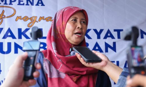 WRUR BEMBAN RINGANKAN BEBAN MANGSA BANJIR KAMPUNG ASAM KUMBANG