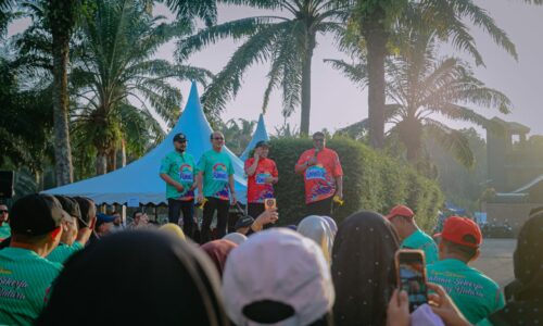 MERIAH LAIN MACAM DI KAMPUNG PULAU