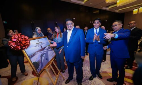 ‘PELABUHAN DARAT MELAKA’ PELENGKAP KEMUDAHAN YAKINKAN PELABUR