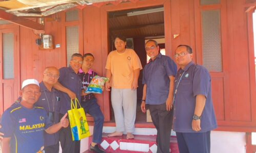 KELAB PPSPM PRIHATIN MANGSA BENCANA, AGIH BANTUAN KIT MAKANAN