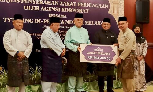 13 AGENSI KORPORAT SUMBANG LEBIH RM4.5 JUTA ZAKAT PERNIAGAAN