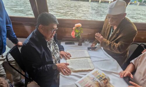 PANGLIMA AWANG IKON PELAYARAN MELAKA