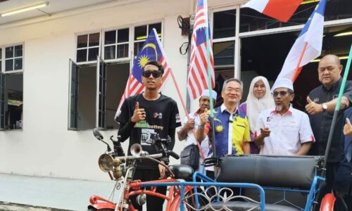 BAWA SEMANGAT ORANG KOTA MELAKA JELAJAH SEMENANJUNG
