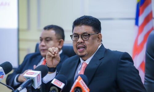 MELAKA CETUS PELANCONGAN SEBAGAI INDUSTRI BAHARU
