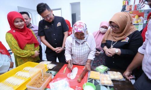 ANUGERAH USAHAWAN MELAKA 2025 TERIMA LEBIH 100 PENCALONAN