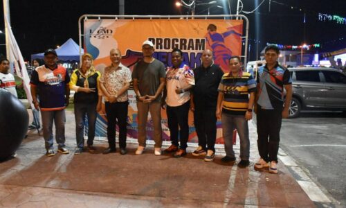 USAHAWAN BELIA MERIAHKAN CAR FREE ZONE @ALOR GAJAH