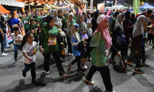 CAR FREE ZONE @ALOR GAJAH PUPUK BUDAYA HIDUP SIHAT, KEUSAHAWANAN
