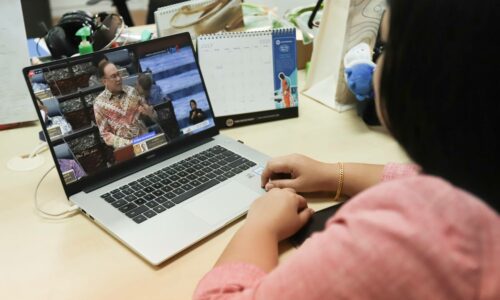 MELAKAR MASA DEPAN: RMK13 PACU PERTUMBUHAN, PERUNTUKAN PEMBANGUNAN RM430 BILION