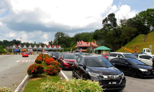 NAIK TARAF BULATAN TOL SIMPANG AMPAT-LEBUH AMJ DIJANGKA BERMULA HUJUNG TAHUN INI