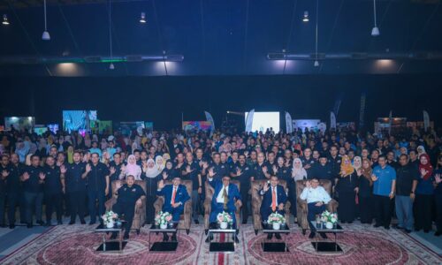 MELAKA PACU PERKHIDMATAN DIGITAL LEBIH CEKAP