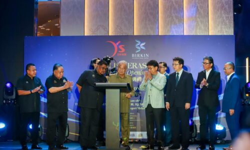 MELAKA DESTINASI PERTAMA JENAMA HOTEL BERTARAF DUNIA