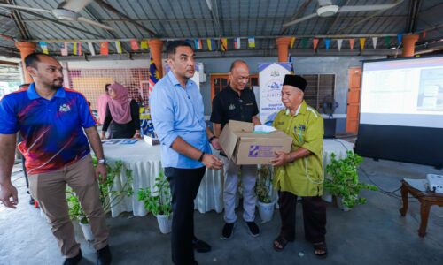 DUYONG SASAR JADI DUN PERTAMA LENGKAPKAN PROSES KAMPUNG DIGITAL