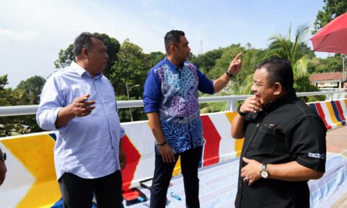 SESI DIALOG BANTU PENDUDUK TERLIBAT PROJEK NAIK TARAF JALAN TUN HAMZAH-SEMABOK