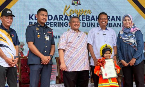 SURAU WARISAN DITUTUP SEMENTARA KERANA DIBAIK PULIH