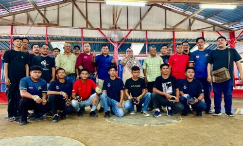 AYER MOLEK NADI PENERUS PERMAINAN GASING