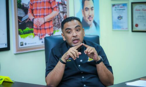 WRUR DUYONG BAWA PENDEKATAN BAHARU