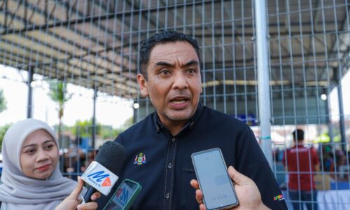 MEMULIA AGAMA DAN ANAK ISTIMEWA, PERKASA BUDAYA ANTARA KEJAYAAN MANIS WRUR DUYONG