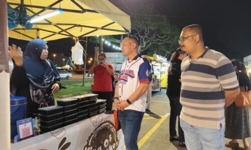 UPTOWN FLEA TUN TEJA KINI LUBUK REZEKI PENIAGA KECIL