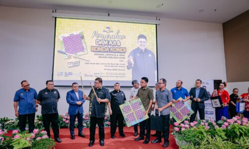 MELAKA AGIH SET DAM AJI KEPADA 316 JPKK, HIDUPKAN PERMAINAN TRADISI