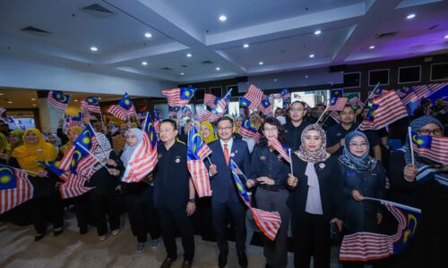 MCORP MAHU INISIATIF DILAKSANA BERI FAEDAH, TEMPIAS KEPADA RAKYAT