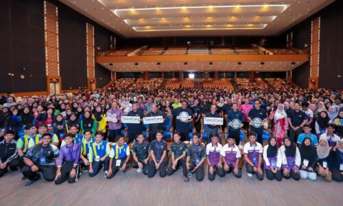 ‘YES! ROCK THE SCHOOL’ PEMANGKIN MASA DEPAN BELIA