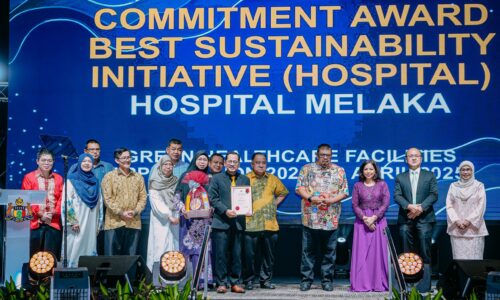 MELAKA RAI 2,000 WIRA KESIHATAN