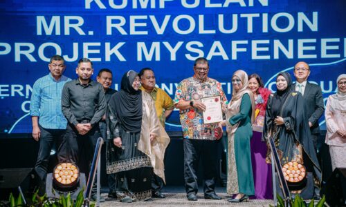 MELAKA MOHON KOMPLEKS KESIHATAN BERSEPADU DI MELAKA TENGAH