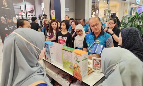 VAKSIN MEASLES-RUBELLA: MELAKA LEPASI SASARAN