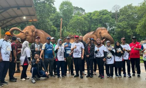 700 SAHUT CABARAN LARIAN SANTAI ZOO MELAKA