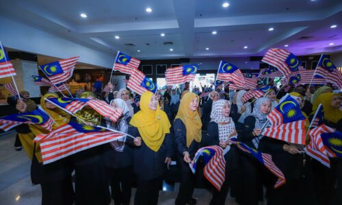 SEMANGAT PATRIOTIK WARGA MCORP