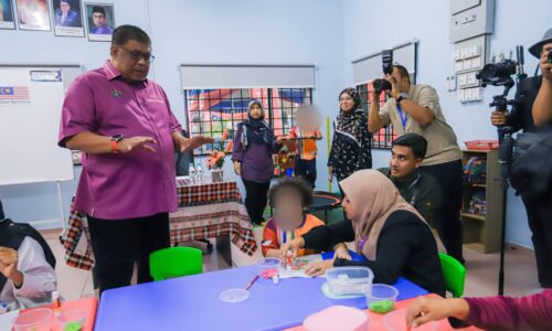 549 KANAK-KANAK BAWAH 6 TAHUN DI MELAKA DIDIAGNOS AUTISME