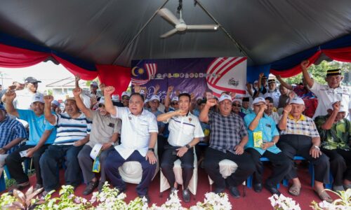 DUN AYER LIMAU KENANG JASA 1,000 VETERAN ‘WIRA NEGARA’